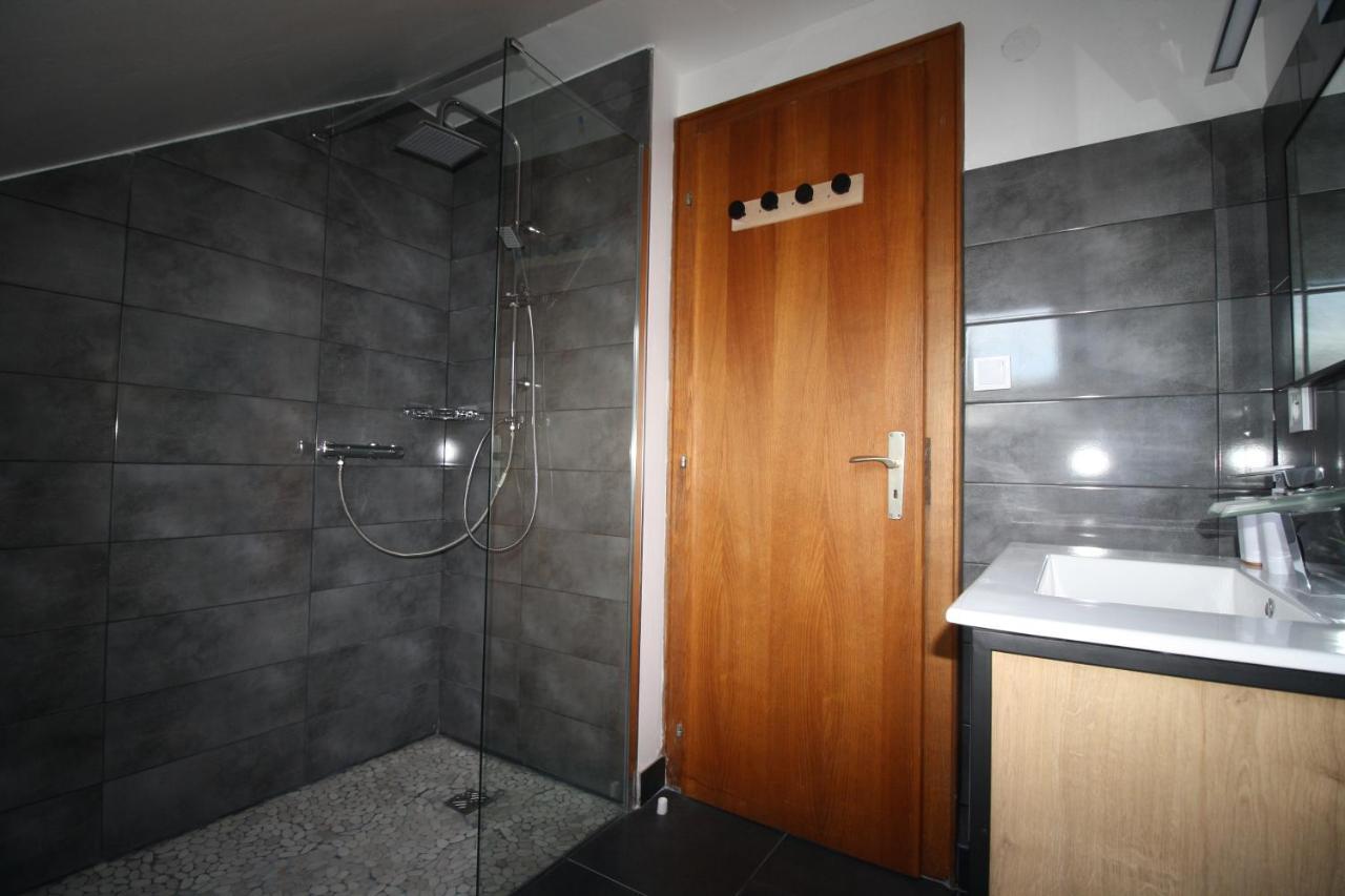 Villa Faby, Jacuzzy Sauna Privatif Saint-Maurice  外观 照片